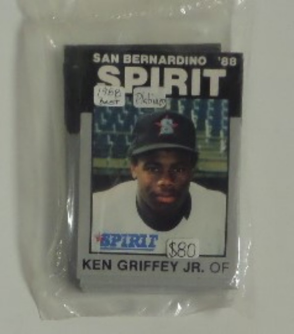 This complete set is from Juniors San Bernardino Spirit in 1988 and sells for mid hundreds IF you can even find one. Great buy and hold investment, and sold here at the "Corner" with NO reserve! It is the MUCH more rare Platinum version, almost never seen for sale anywhere. 